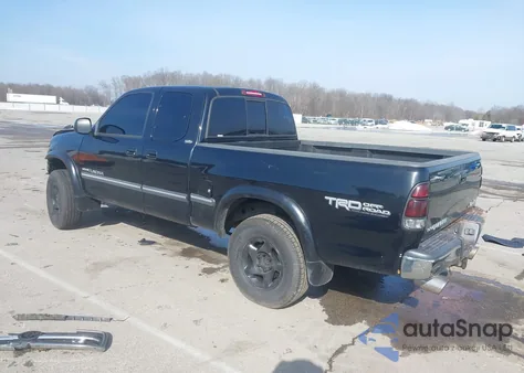 2002 Toyota Tundra Sr5 из США, поврежденный, VIN 5TBBT44162S277982